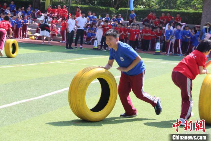 让孩子享受运动乐趣全国学校体育联盟（教学改革）全国现场展示活动举行