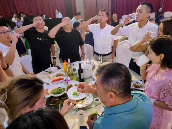 海南黄花梨酒业独家冠名赞助海南自贸港产业链供应链发展论坛