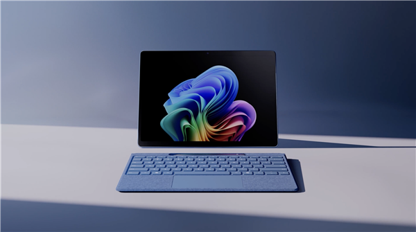 微软牵手高通再战Arm PC！5G版Surface Pro 11今年秋季亮相