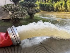 海南部分地区出现特大暴雨，